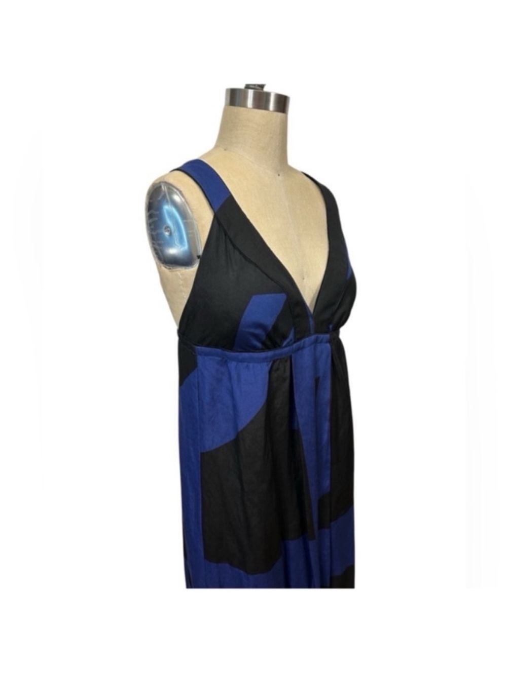 MINT Women's Silk and Linen sleeveless Blue&Black V-neck Maxi Racerback 8 Dress